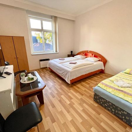 Pension Majovka Cheb Buitenkant foto
