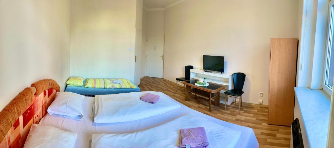 Pension Majovka Cheb Buitenkant foto